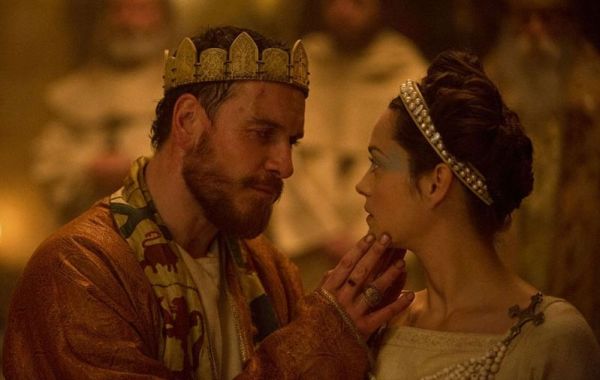 O casal Macbeth: Michael Fassbender e Marion Cotillard na adaptação de Shakespeare (photo by cine.gr)