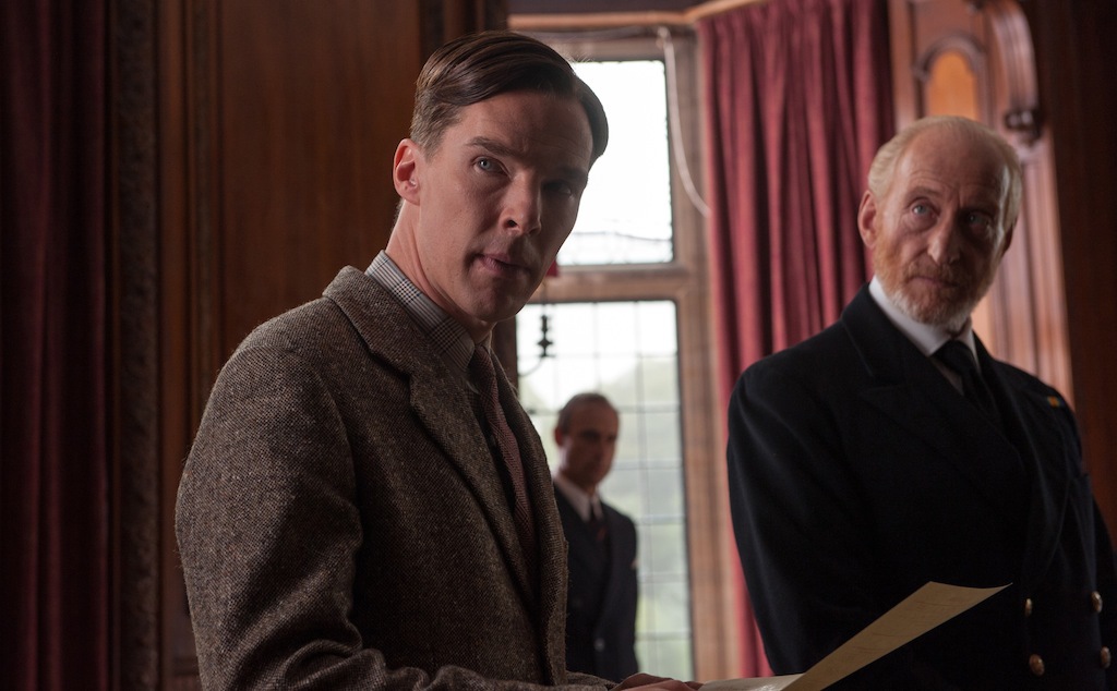 Benedict Cumbebatch como Alan Turing em cena de O Jogo da Imitação (photo by cinemagia.ro)